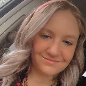 Meet your Posher, Carly marie